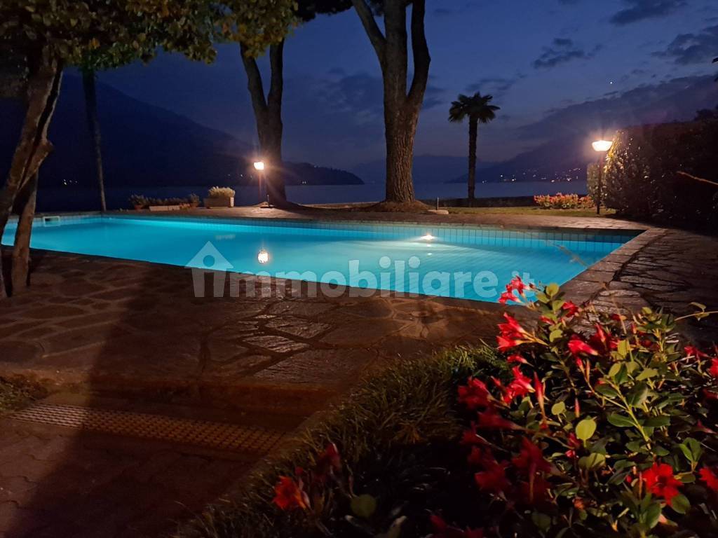 affitti lago como con piscina