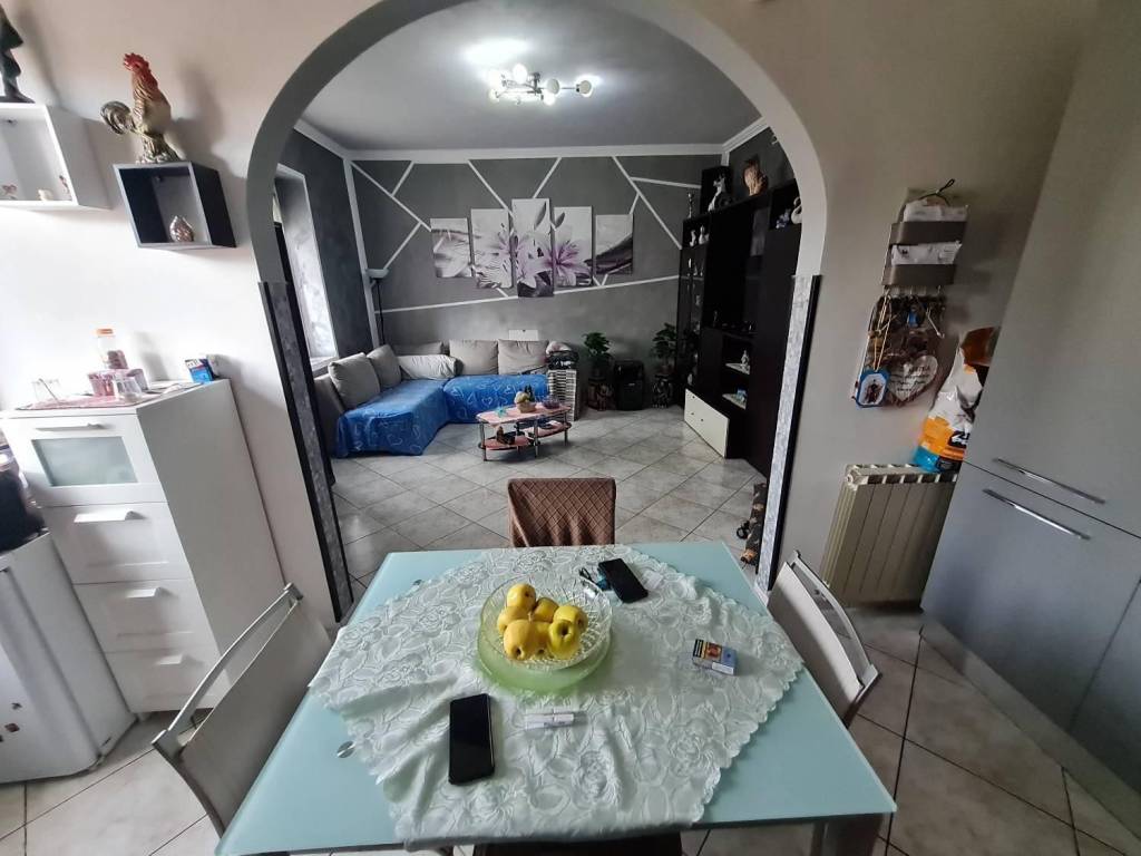 Quadrilocale buono stato, quarto piano, centro città, ventimiglia