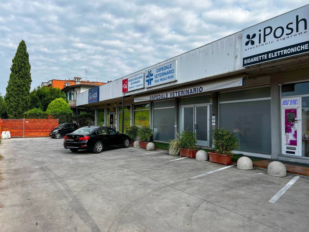 Locale commerciale via brescia 46, rezzato