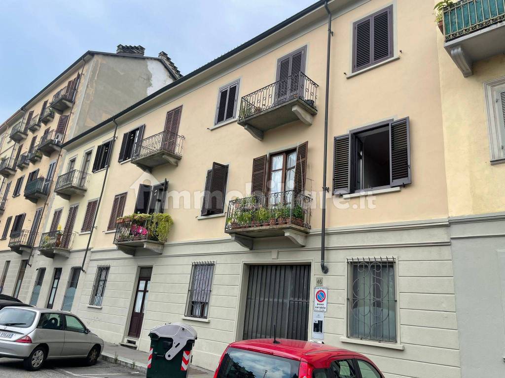 Vendita Appartamento Torino. Bilocale in via Andorno 45. Buono stato