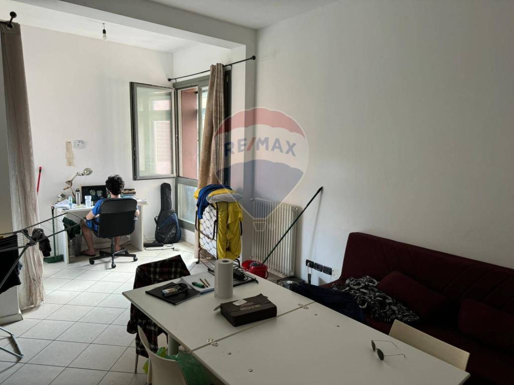 Stanza in affitto in appartamento via parisio, bologna