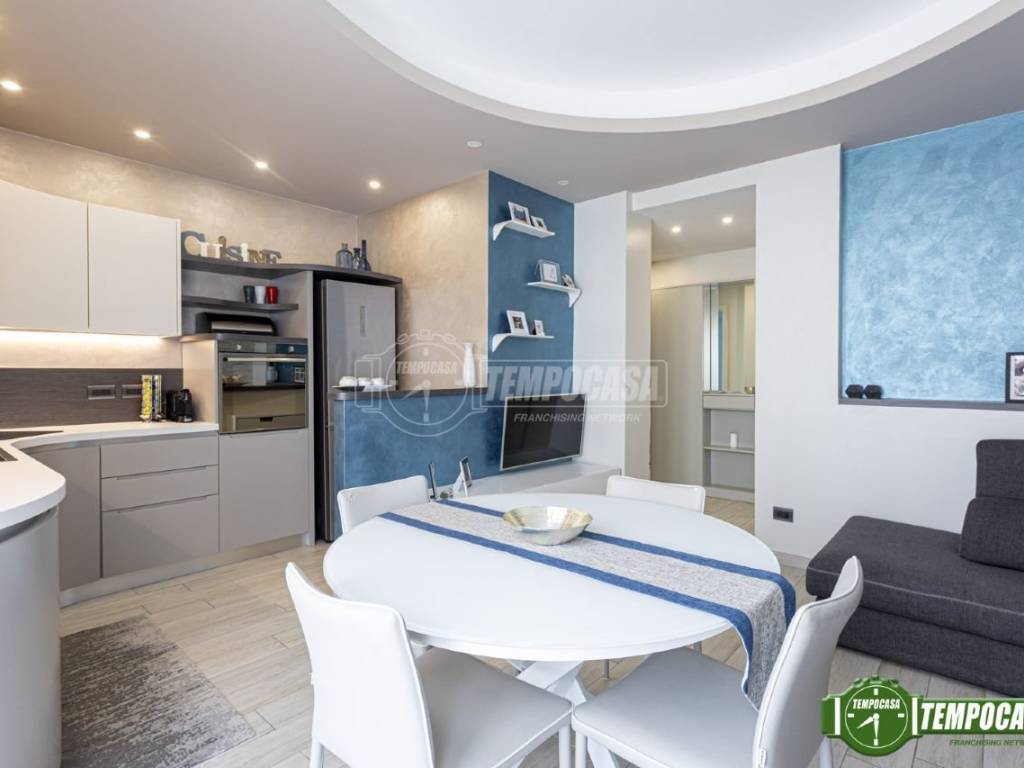 Vendita Appartamento Corbetta. Trilocale in via Simone da Corbetta 42 ...