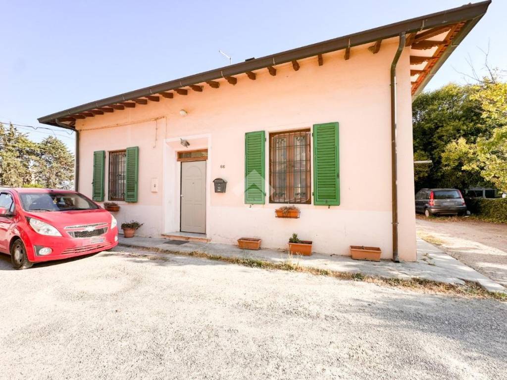 Villa unifamiliare via pagnatico 66, san frediano sud - san lorenzo a pagnatico, cascina