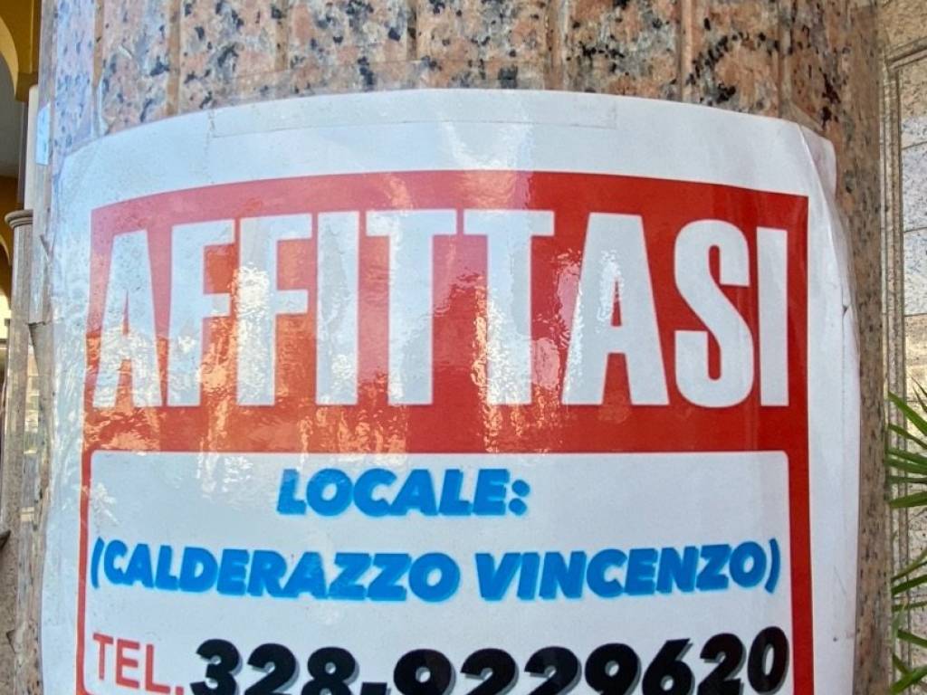 Attività commerciale viale don luigi sturzo 34, gioia tauro