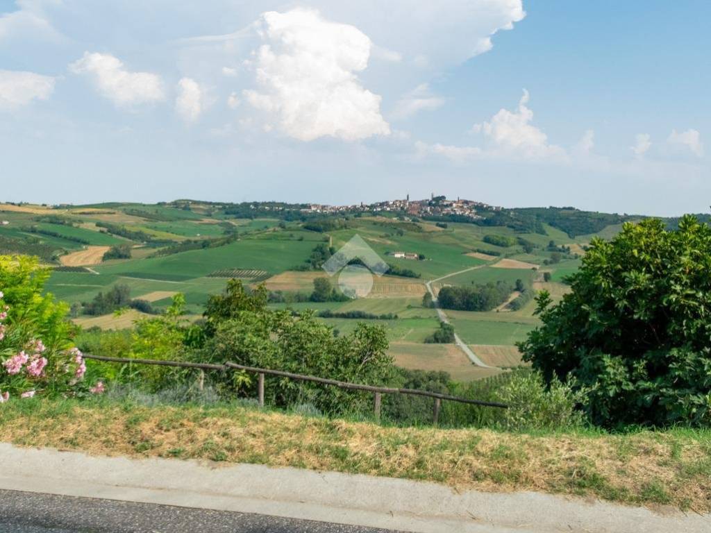 Terratetto unifamiliare via c. raineri 12, centro, conzano