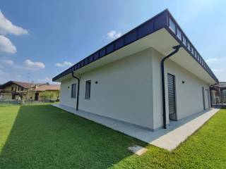 Nostra costruzione simile, per esempio