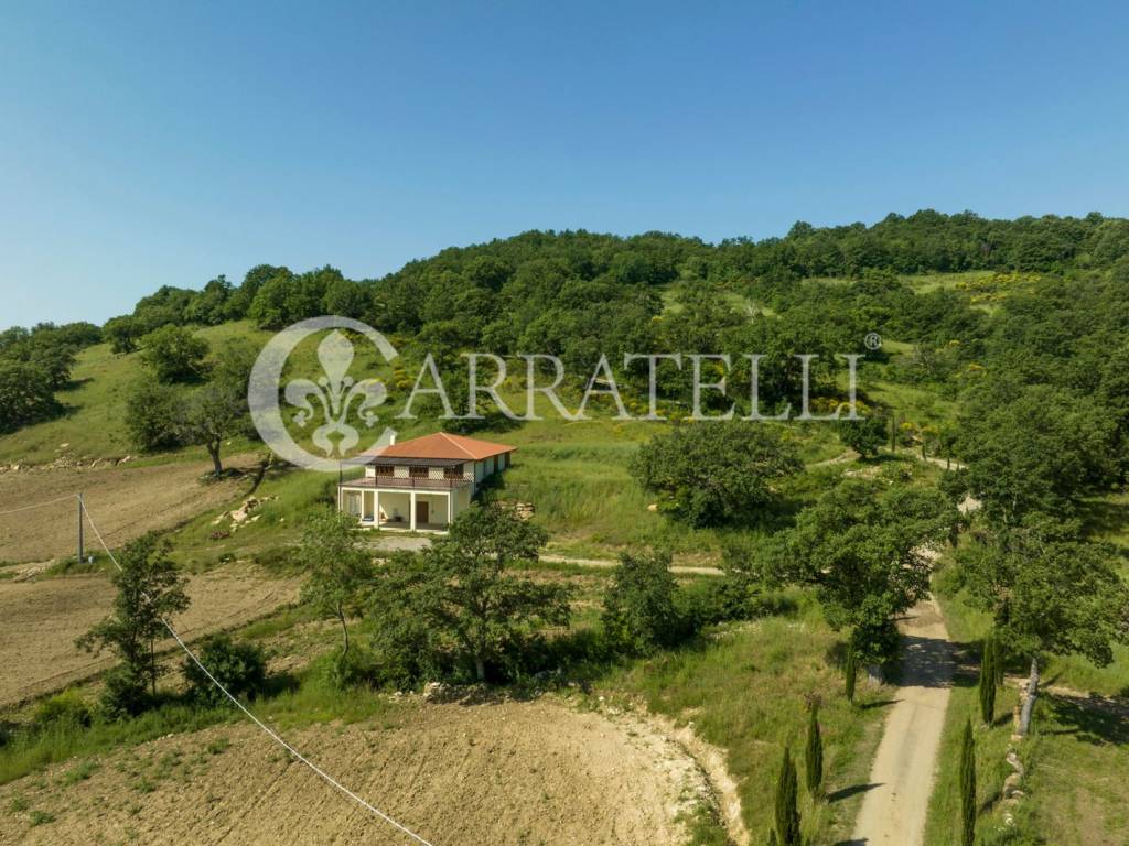 Azienda agricola con riserva di caccia in Maremma