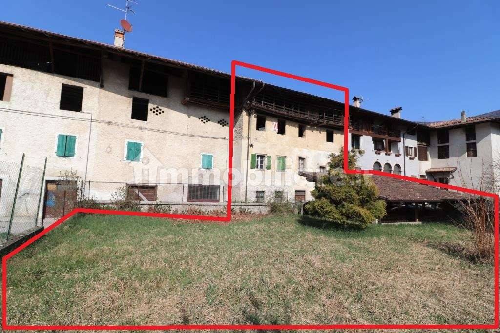 Casa indipendente in vendita a Comano Terme