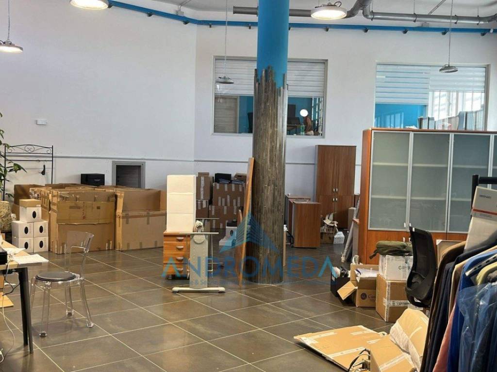Capannone via carceri vecchie, san giorgio a cremano