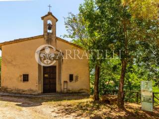 Marsciano borgo con castello piscine e terreno