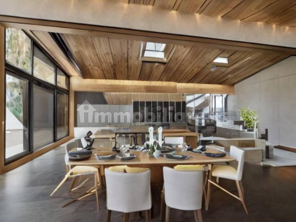 vendita-attico-in-via-valle-di-scalve-onore-da-ristrutturare-con