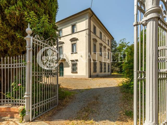 Castiglione del lago villa con terreno