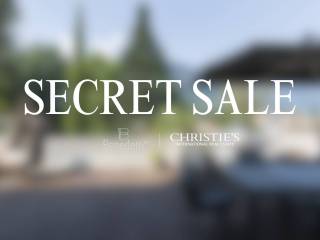 Secret Sale