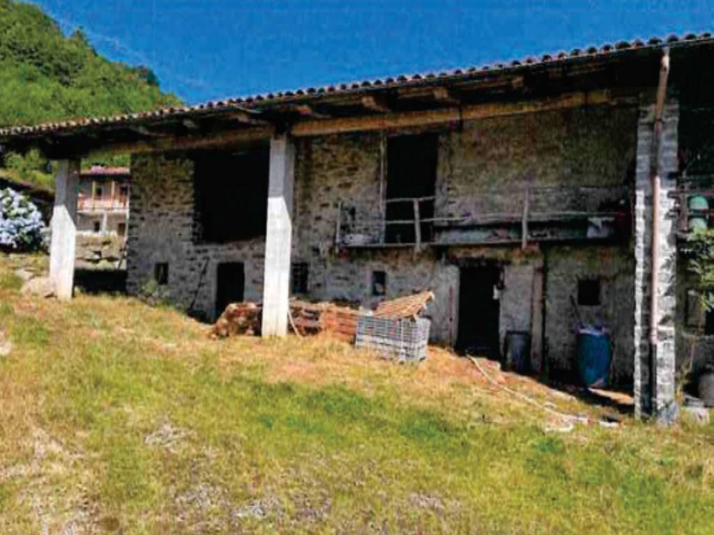 Azienda agricola all'asta via santuario di oropa, biella