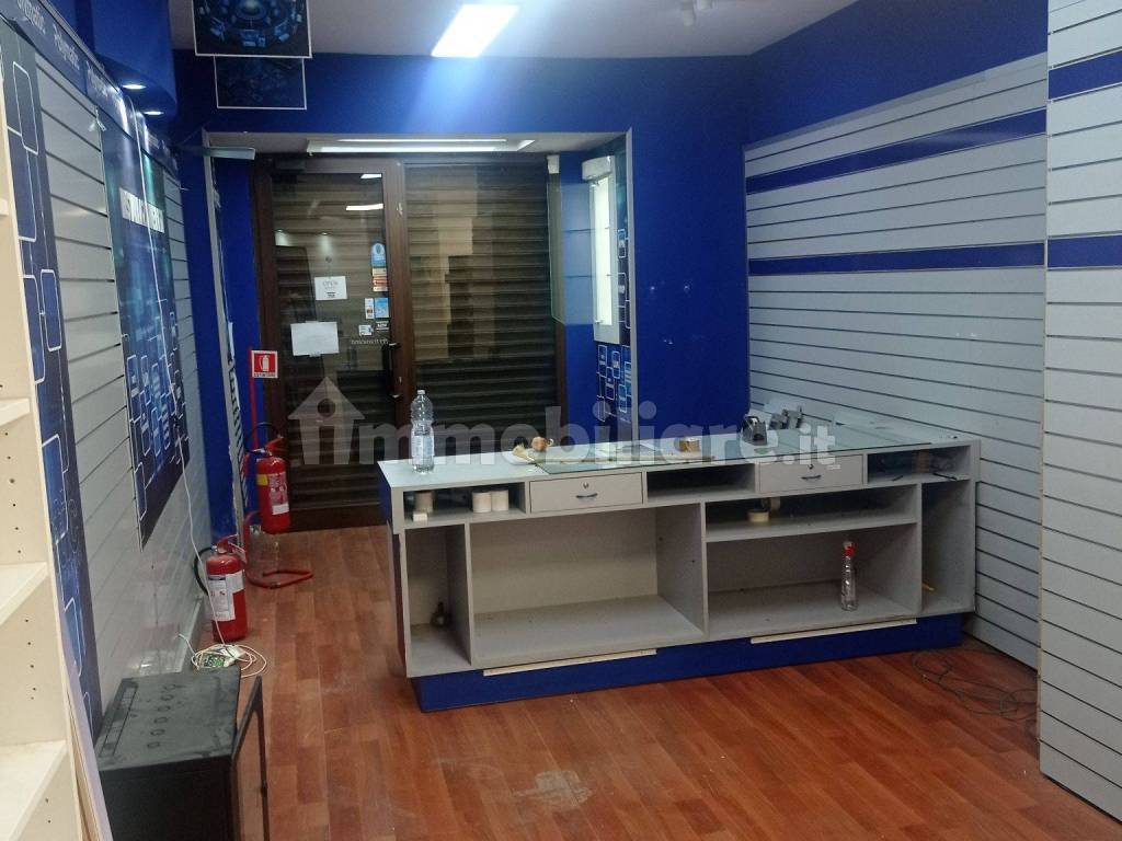 Locale commerciale via Bisagno 23, Roma, Rif. 113999661 Immobiliare.it