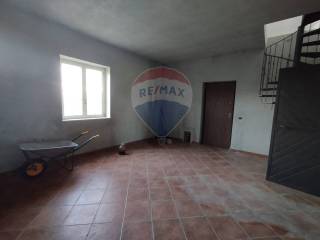 Stanza non arredata