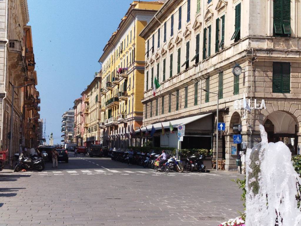 Bilocale corso giuseppe garibaldi 8, centro storico, chiavari