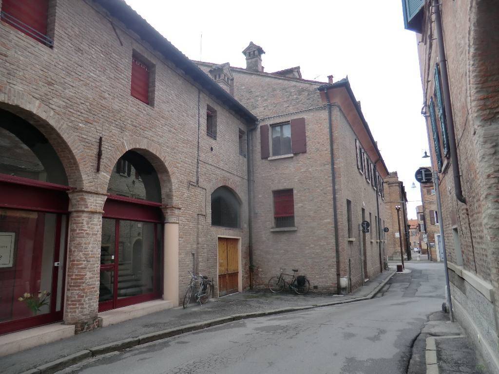 Terratetto unifamiliare via gioco del pallone, santa maria in vado, ferrara