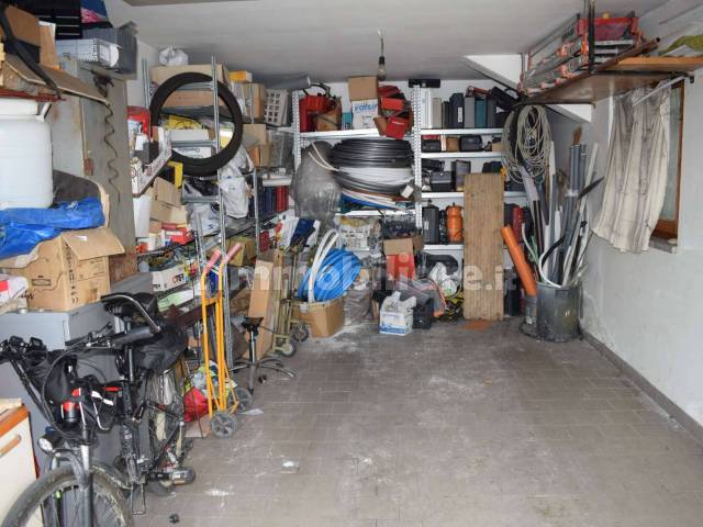 garage