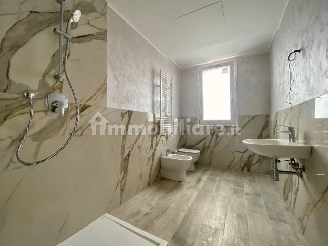 010 bagno 01