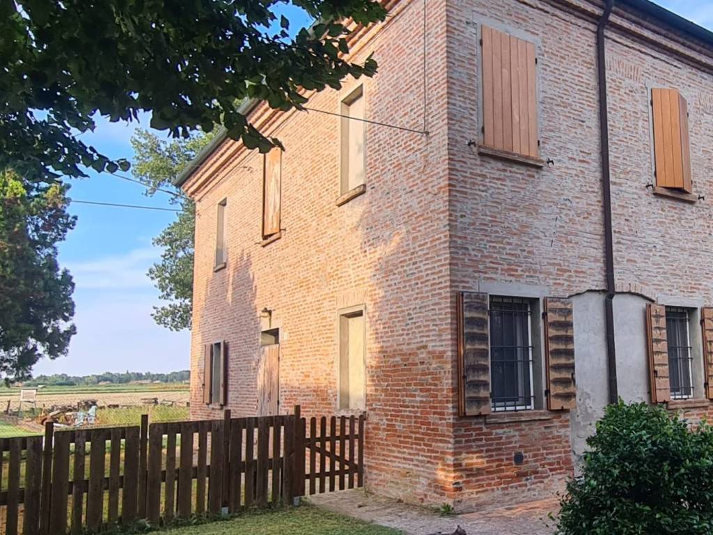 Casale, buono stato, 152 m², aguscello, ferrara