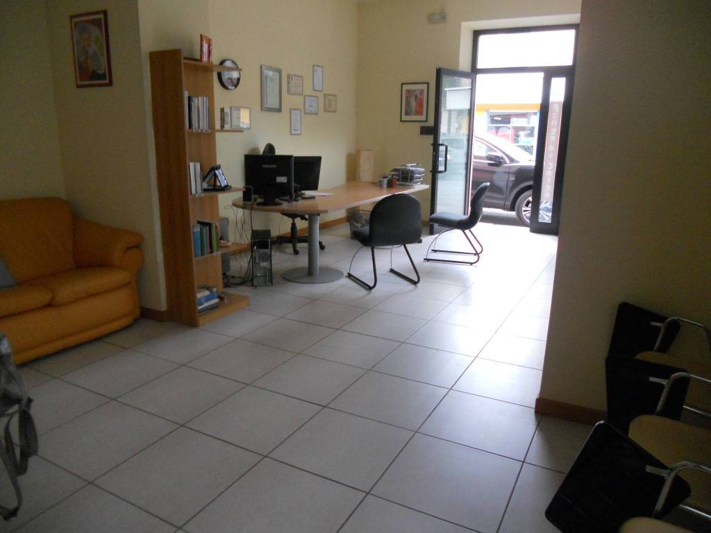 Locale commerciale via roma 50, centro, avezzano
