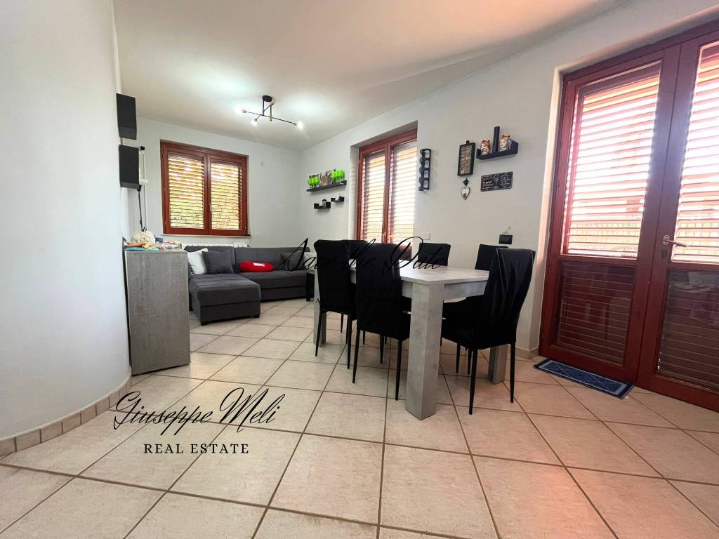 Trilocale via vittorio de sica, san leone, villaseta, villaggio, agrigento