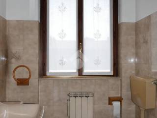 Bagno piano primo