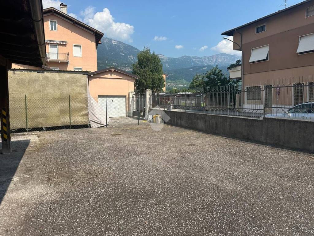 Posto auto - moto via giovanni battista a prato, borgo sacco, san giorgio, rovereto