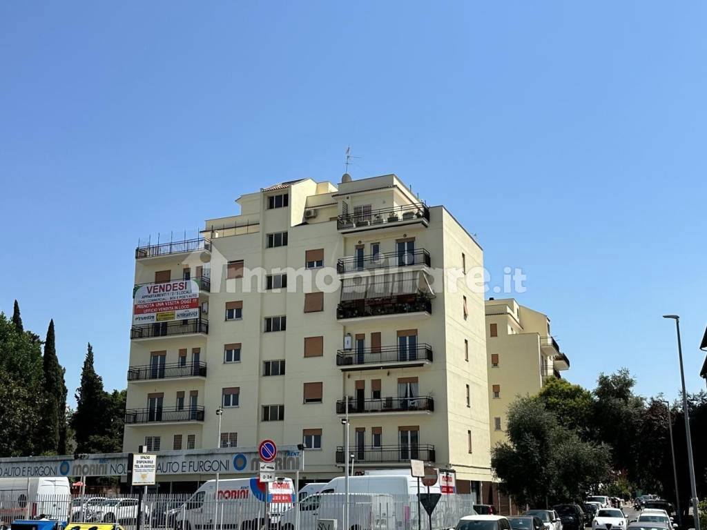 Quadrilocale via dei Crispolti 89, Casal Bruciato, Roma — foto 2