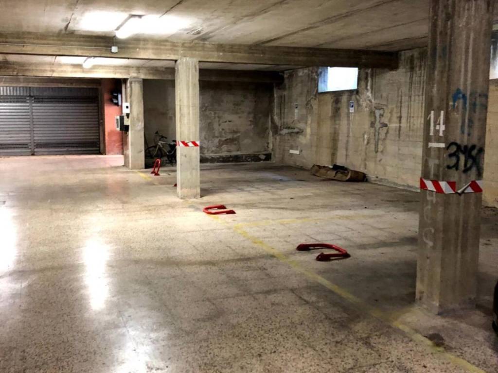 Posto auto - moto via fratelli rosselli 81, centro, grottammare