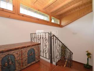 23 AUR1521-2 Stairwell web