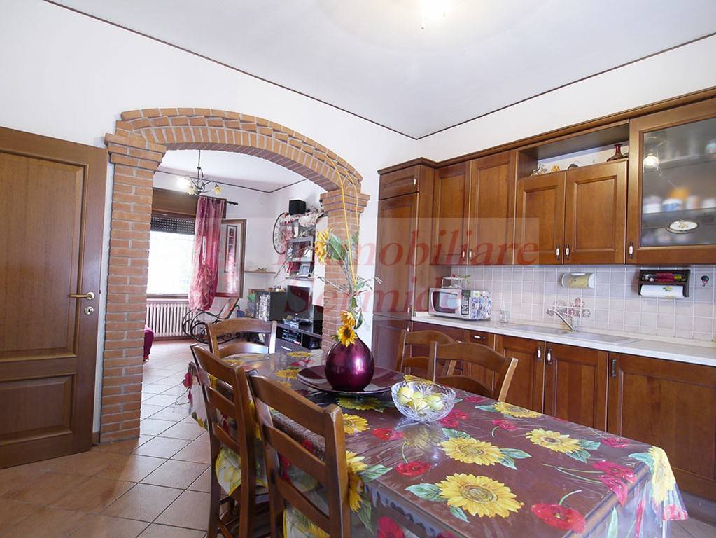 Villa in vendita a Sermide e Felonica