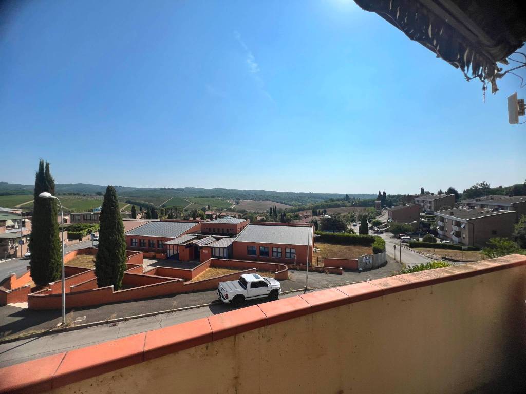 Quadrilocale buono stato, primo piano, monteriggioni