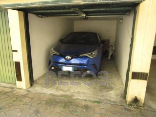 garage con basculante elettrico