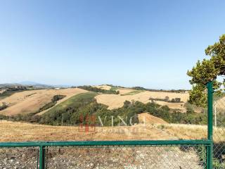 Casale ristrutturato con giardino panoramico