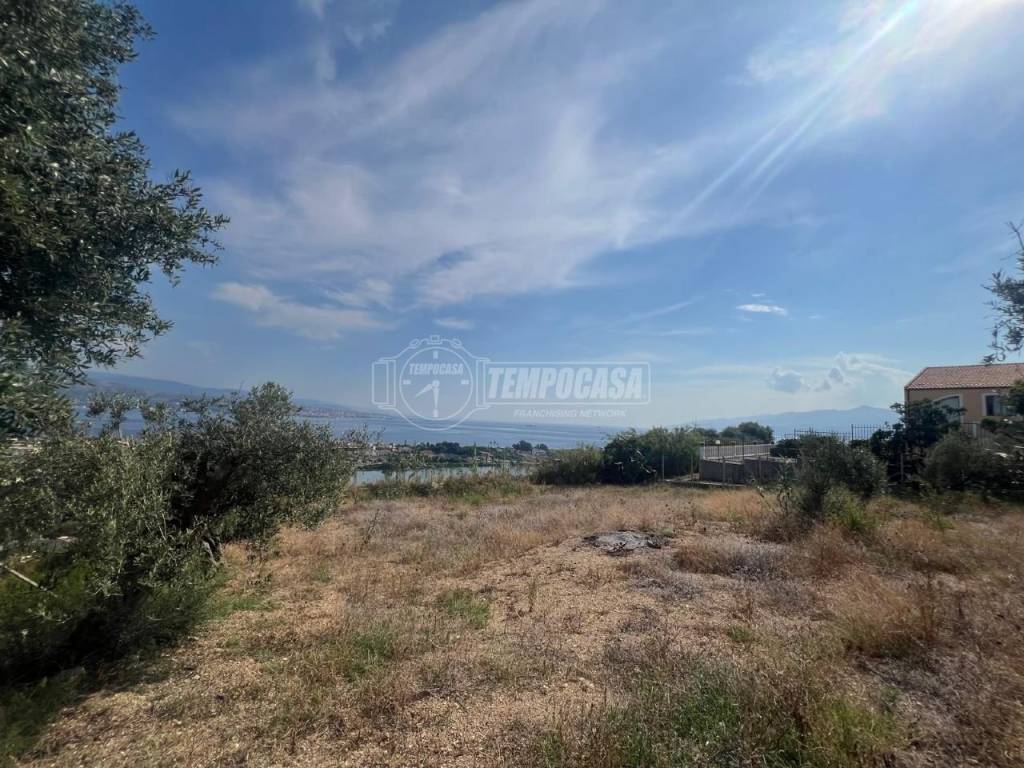 Terreno agricolo strada panoramica dello stretto 8501/scauzzina, villaggio pace, messina