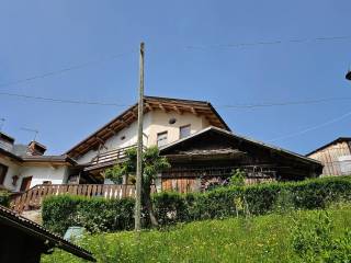 Esterno