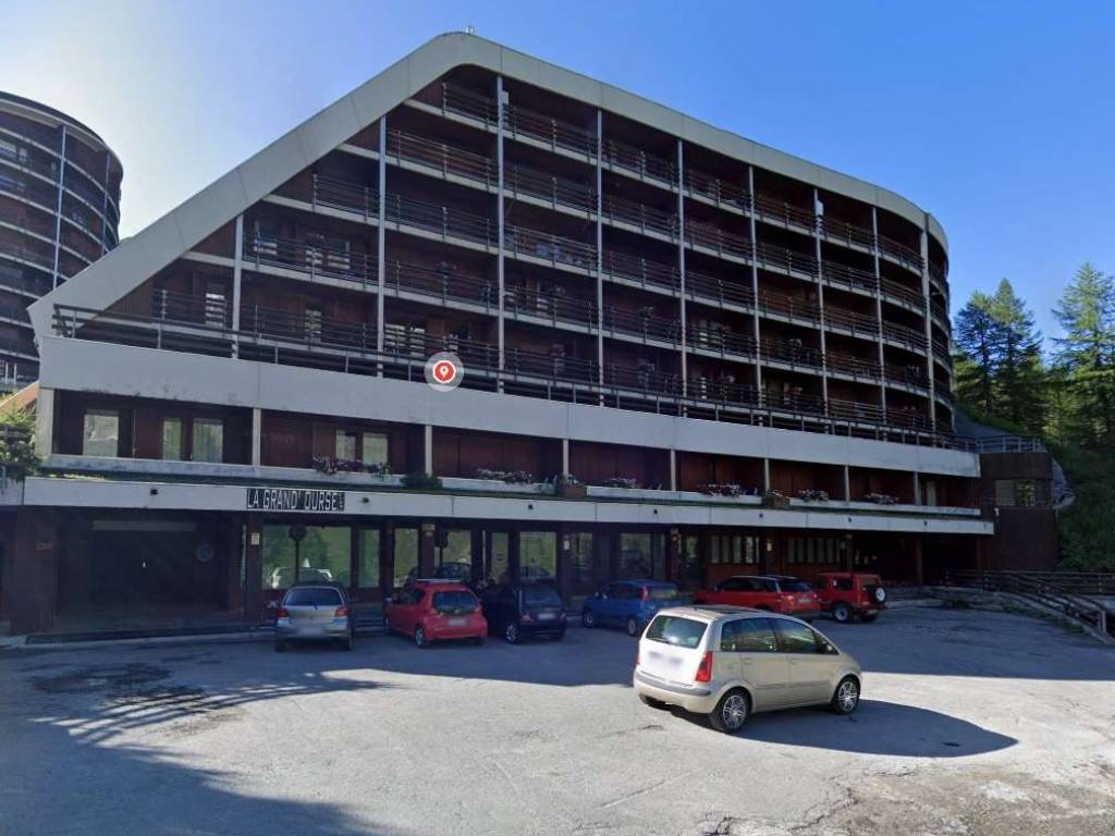 Garage - box all'asta frazione breuil - cervinia - loc. cielo alto - strada piolet , 38, valtournenche