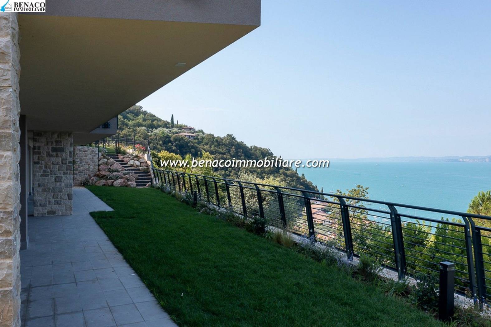 Appartamento in vendita a Torri del Benaco