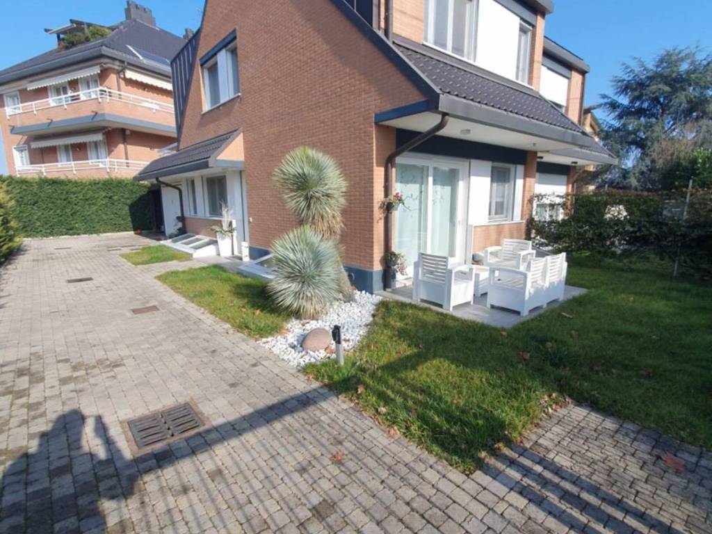 Villa a schiera 5 locali, ottimo stato, padova