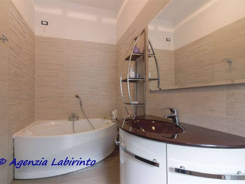 secondo bagno al primo piano