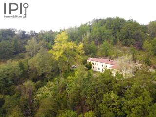 top view of house with 4 flats
