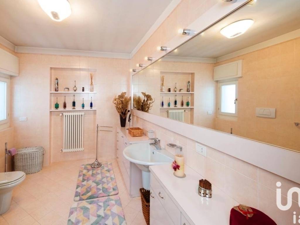 3 bagno piano primo