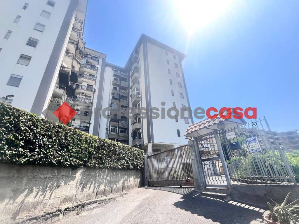 Appartamento viale nitta, villaggio sant'agata, catania