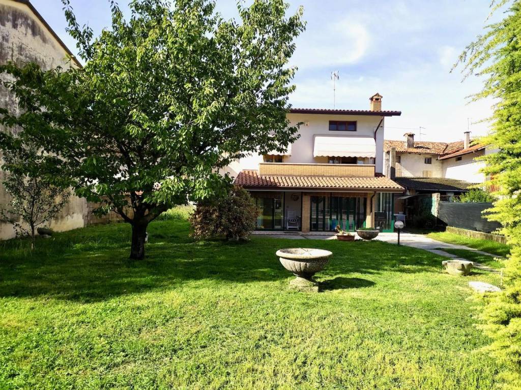 Villa unifamiliare 215 m², centro, san vito al tagliamento