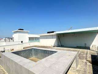 Terrazzo con Piscina