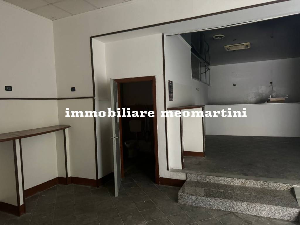 Attività commerciale via catania, umberto - ermocrate, siracusa