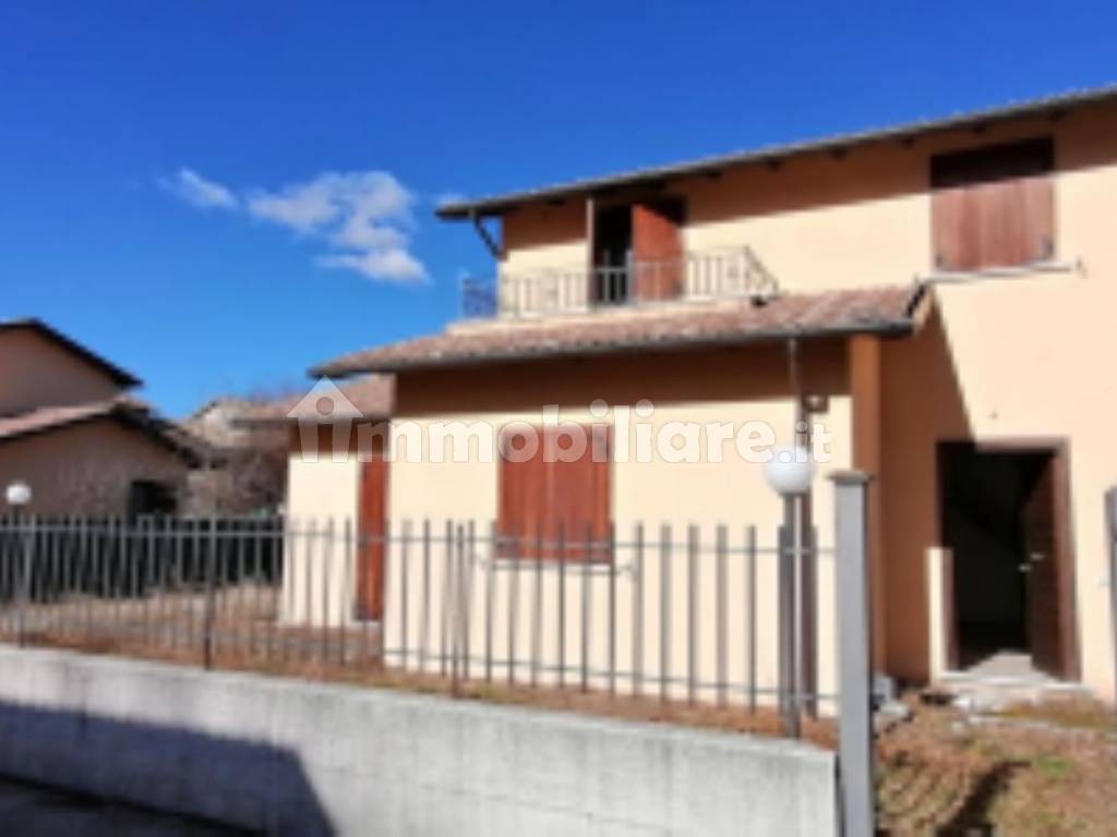 Asta per villa, viale Rieti, Centro Leonessa, rif. 114434403 #finsubito richiedi mutuo fino 100%