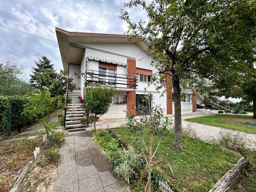 Quadrilocale via spazzapan, centro, gradisca d'isonzo